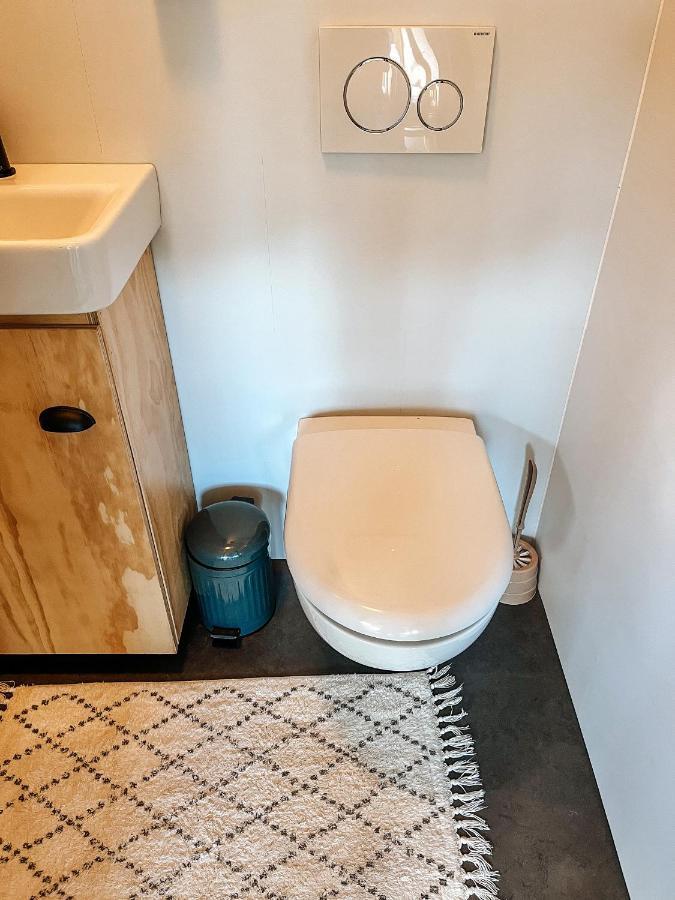 Elysian Fields - The Island Tiny House Bed & Breakfast Sadu Bagian luar foto